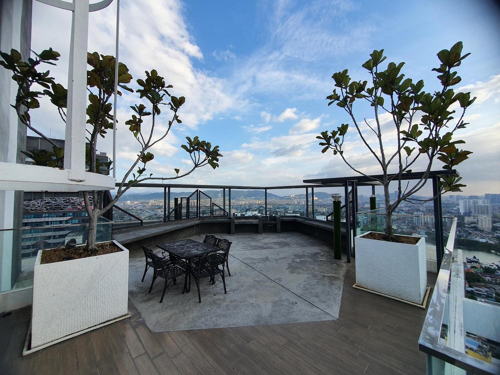 Reizz Residence By Luxury Suites Kuala Lumpur Esterno foto