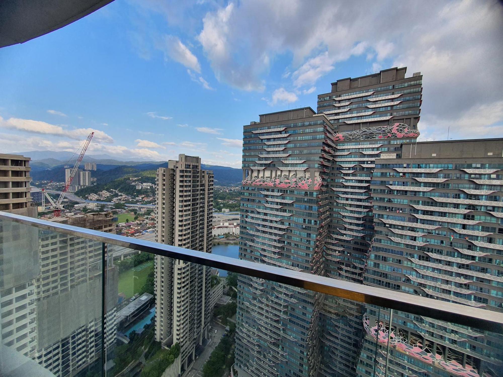 Reizz Residence By Luxury Suites Kuala Lumpur Esterno foto